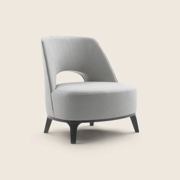 01LA11_01_ERMIONE_ARMCHAIR--ERMIONE--